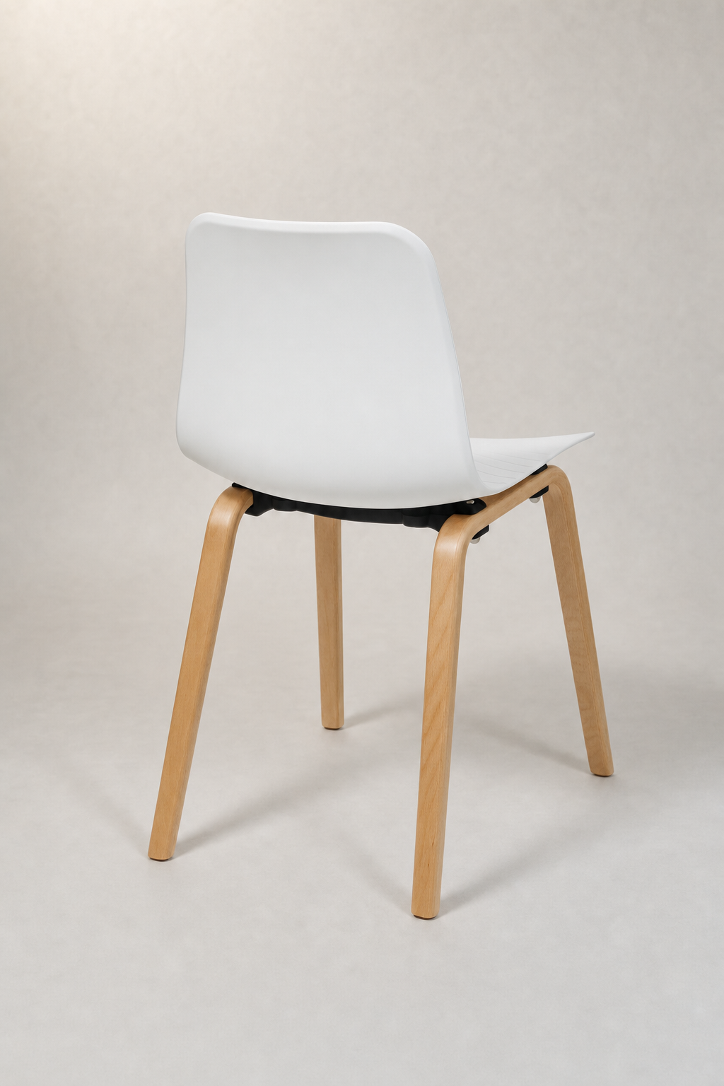 Carpone Chair