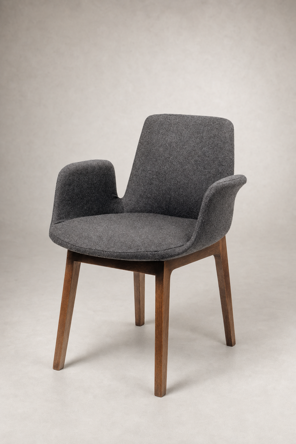 Escabar Chair